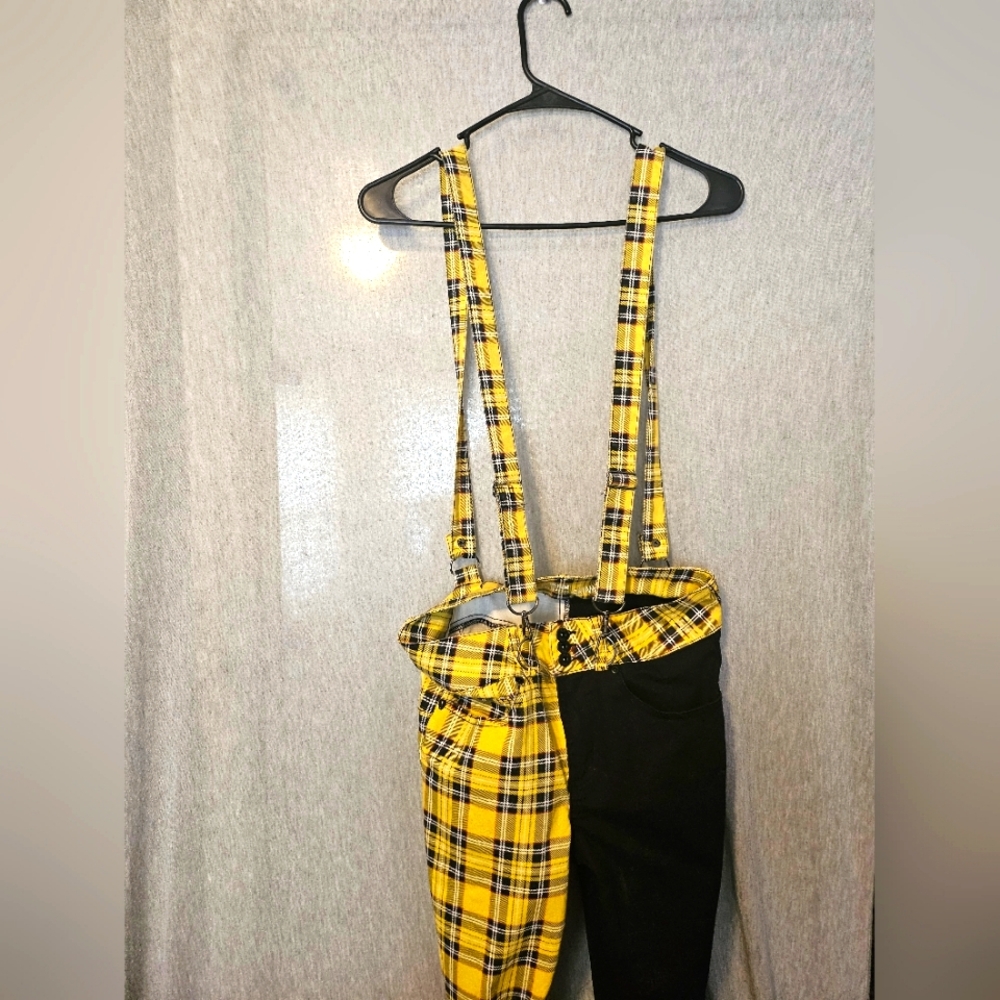 Hot Topic high rise skinny Jean overalls